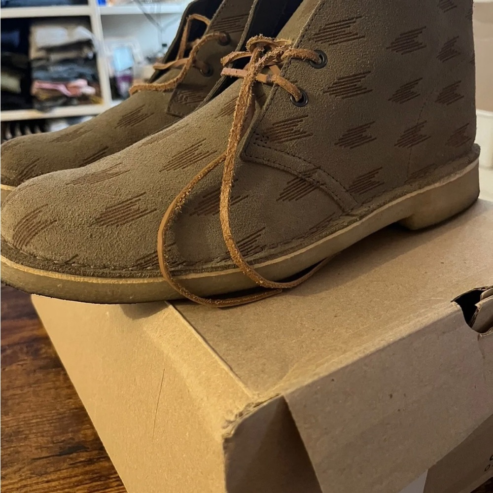 Clark's Originals Desert Boot ‘Grey interest’ ‘Arrows’